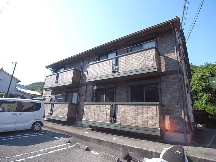 兵庫県姫路市砥堀 2階建 築18年11ヶ月