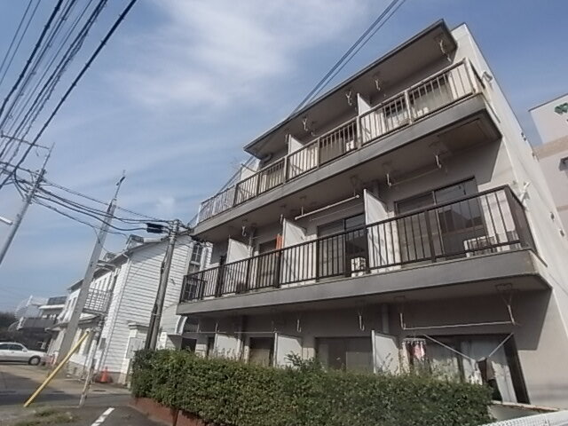 兵庫県神戸市垂水区泉が丘２丁目 3階建 築38年8ヶ月