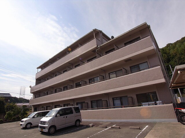 兵庫県神戸市垂水区名谷町字北野屋敷 4階建 築28年2ヶ月