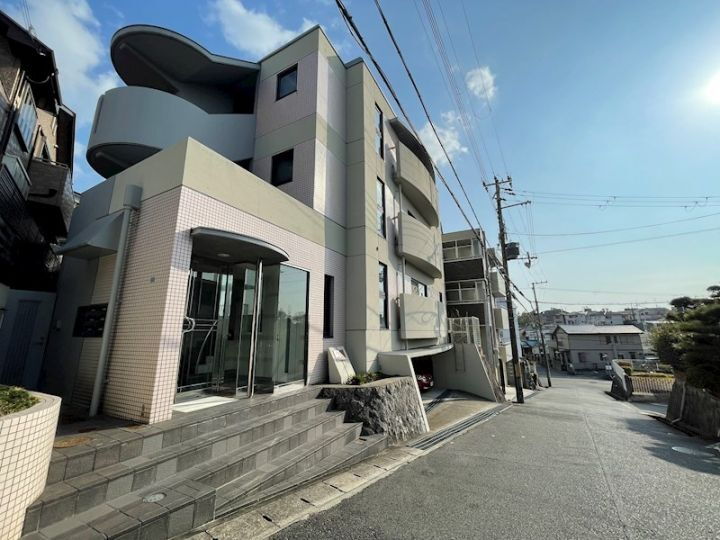 兵庫県神戸市垂水区泉が丘５丁目 4階建 築34年2ヶ月