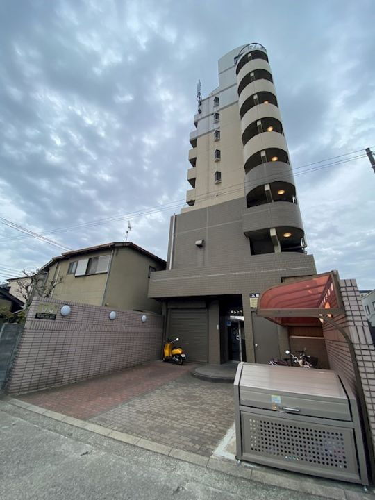 兵庫県姫路市飾磨区清水 9階建 築32年11ヶ月