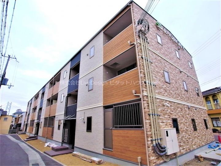 兵庫県神戸市垂水区五色山４丁目 3階建 築5年2ヶ月