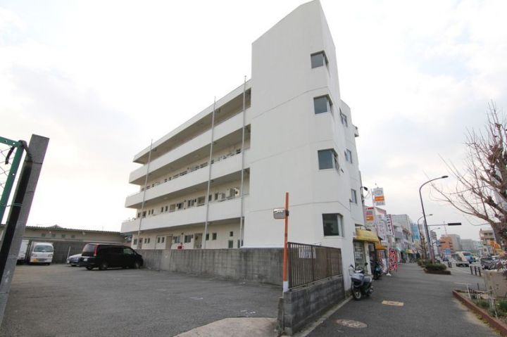 兵庫県尼崎市昭和通１丁目 4階建 築50年6ヶ月