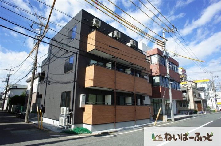 ＡＡＬｉｉ（アーリー） 3階建