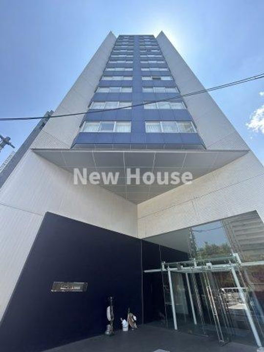 東京都新宿区市谷本村町 賃貸マンション