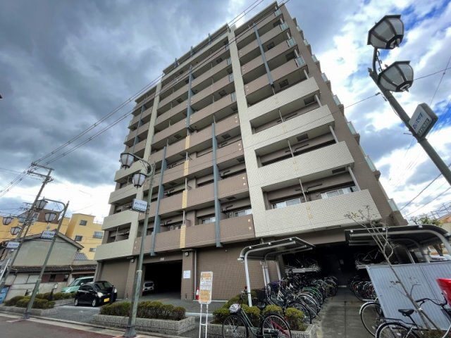 大阪府八尾市末広町４丁目 10階建