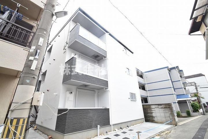 Ａｖａｎｔｉｏ　Ａｎｈｅｌｏ 3階建