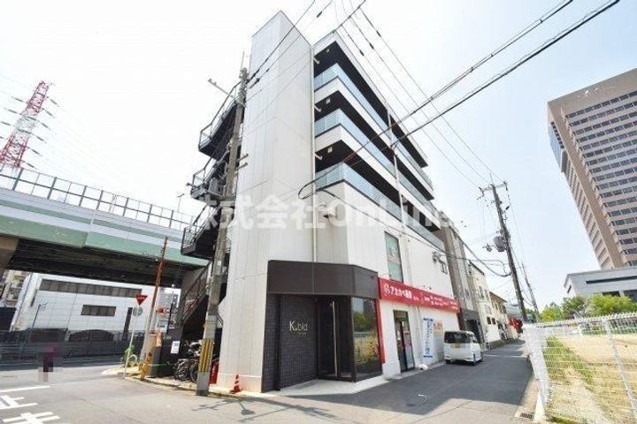 大阪府東大阪市荒本北２丁目 5階建 築8年10ヶ月