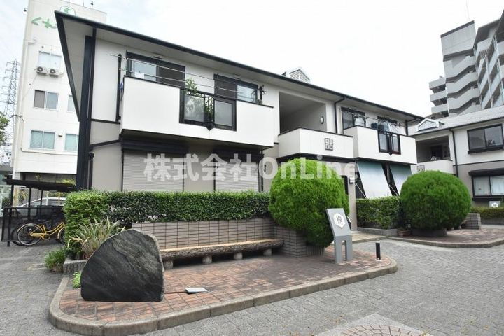 大阪府東大阪市中新開２丁目 2階建 築32年4ヶ月