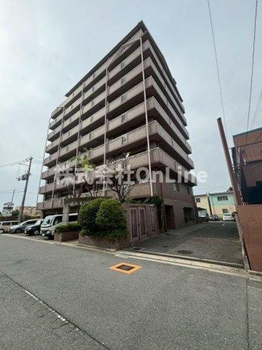 大阪府東大阪市中新開１丁目 築29年10ヶ月 9階建