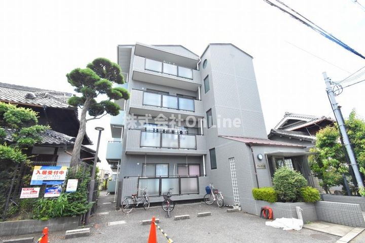 大阪府東大阪市若江北町３丁目 4階建 築29年8ヶ月