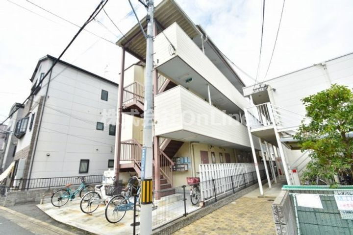 大阪府東大阪市菱屋東１丁目 築37年10ヶ月 3階建
