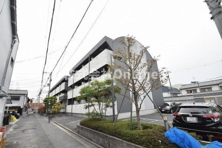 大阪府東大阪市瓜生堂１丁目 築20年6ヶ月 3階建