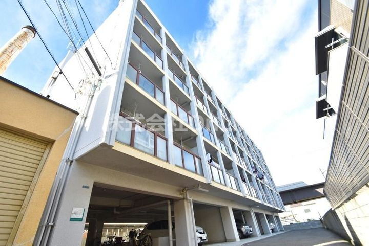 大阪府東大阪市瓜生堂１丁目 築49年 5階建