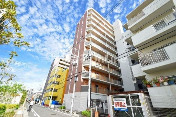 大阪府東大阪市小阪１丁目 築10年7ヶ月 11階建