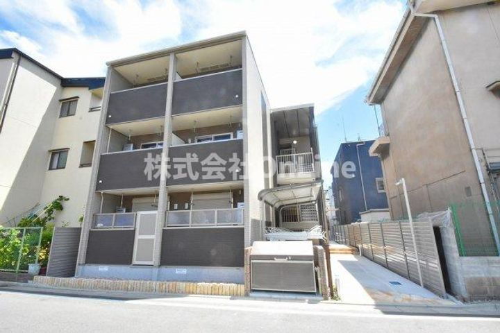 大阪府東大阪市御厨南２丁目 3階建 築2年5ヶ月