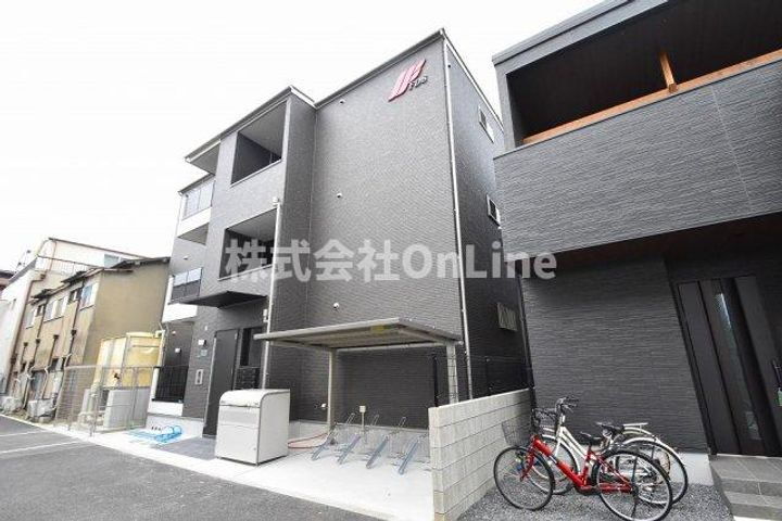 大阪府東大阪市花園西町１丁目 築2年8ヶ月 3階建