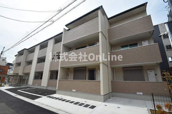 大阪府東大阪市瓜生堂１丁目 築1年7ヶ月 3階建