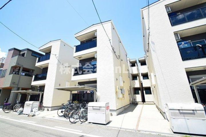 大阪府大阪市生野区巽東２丁目 3階建 築7年6ヶ月