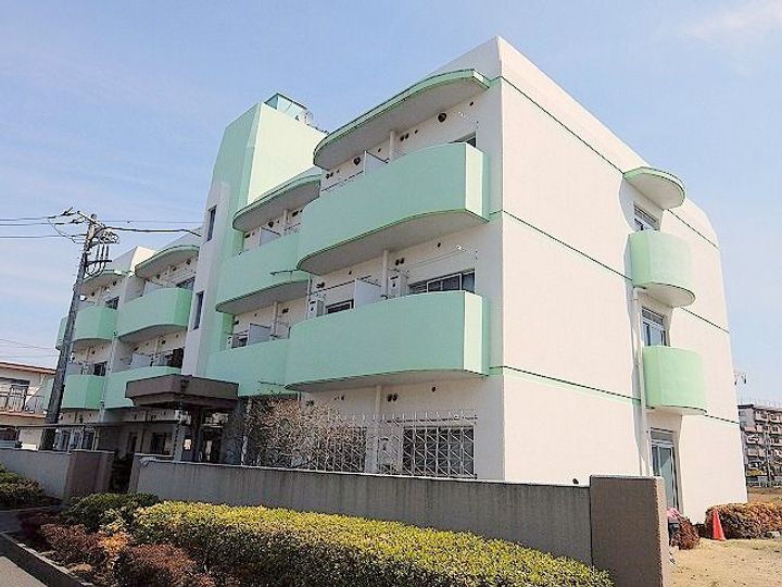 千葉県松戸市馬橋 3階建 築42年4ヶ月