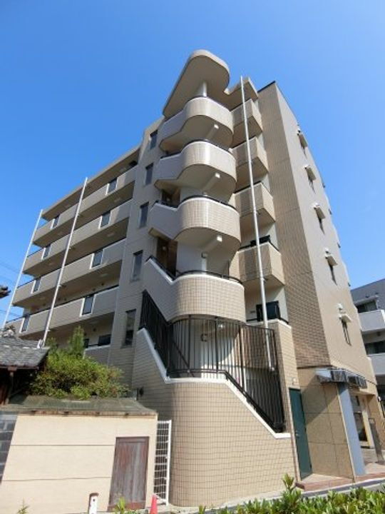 第１５関根マンション 6階建