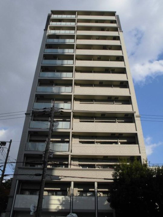 大阪府大阪市福島区福島８丁目 築18年10ヶ月 15階建
