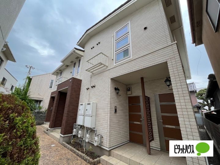 和歌山県和歌山市吹上２丁目 賃貸アパート