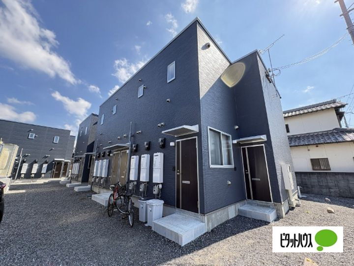 和歌山県和歌山市鳴神 賃貸アパート