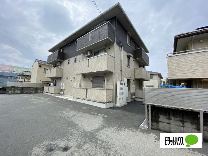 和歌山県和歌山市北新博労町 賃貸アパート