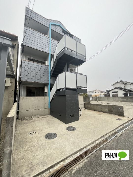 和歌山県和歌山市狐島 賃貸マンション