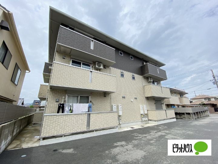 和歌山県和歌山市北新博労町 賃貸アパート