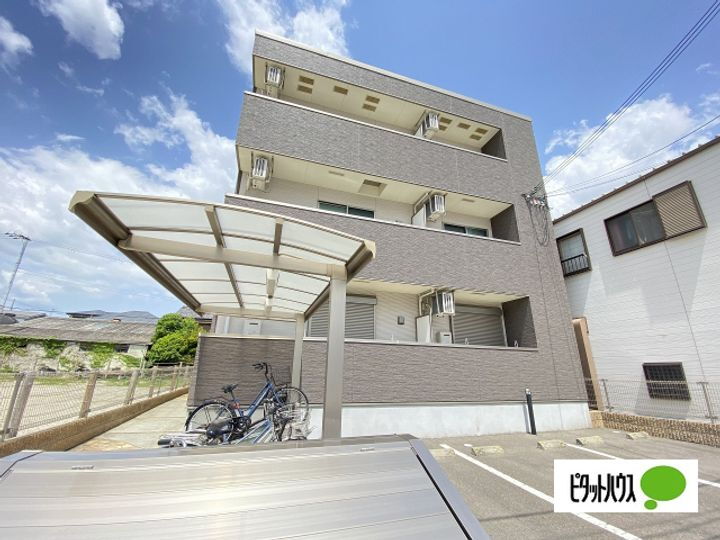 和歌山県和歌山市小松原５丁目 賃貸アパート