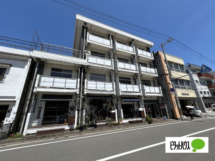 和歌山県和歌山市福町 賃貸マンション