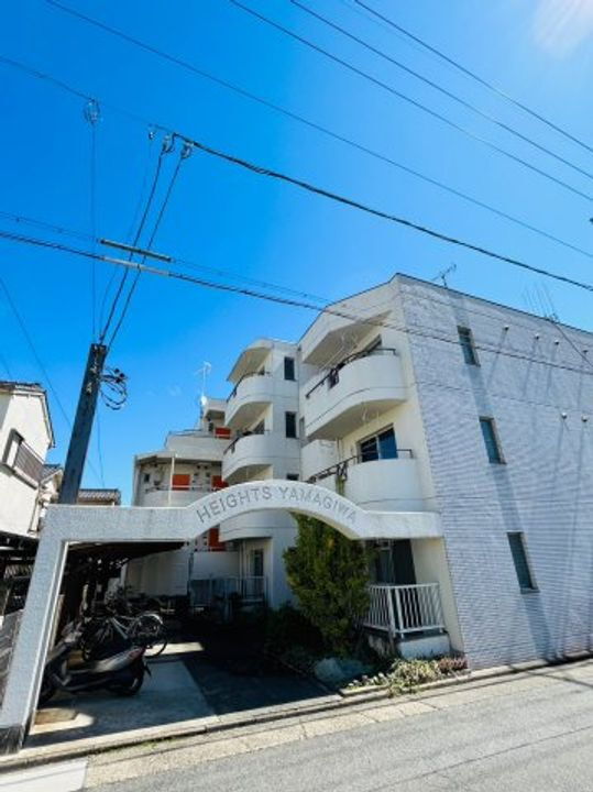 ハイツヤマギワ 4階建