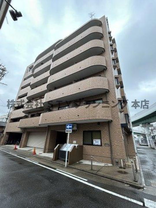 愛知県名古屋市昭和区白金１丁目 賃貸マンション