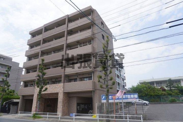 愛知県名古屋市名東区社口２丁目 賃貸マンション