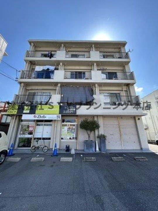 愛知県北名古屋市片場八瀬の木 賃貸マンション