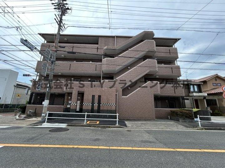 ハイツ草薙