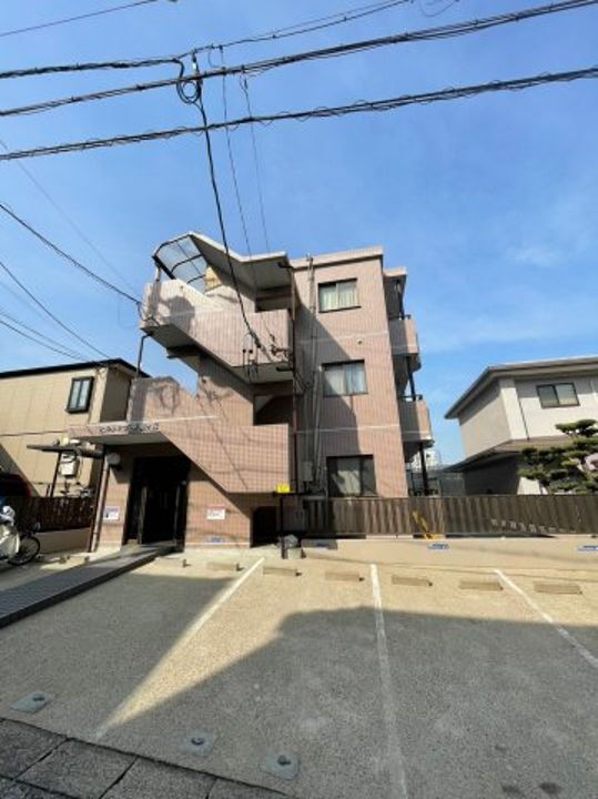 愛知県名古屋市名東区平和が丘３丁目 賃貸マンション