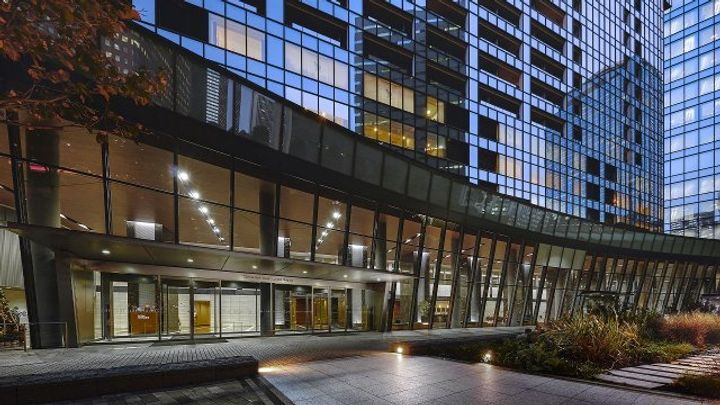 東京都新宿区西新宿６丁目 賃貸マンション