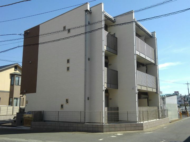 埼玉県坂戸市日の出町 賃貸マンション