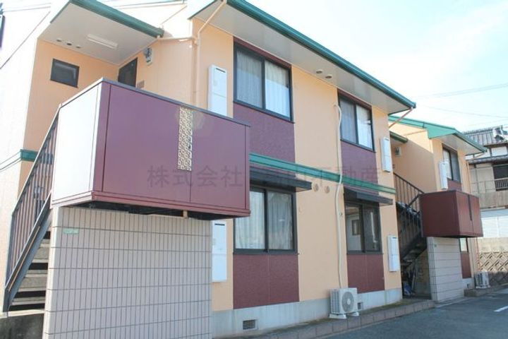 セジュール赤間 2階建