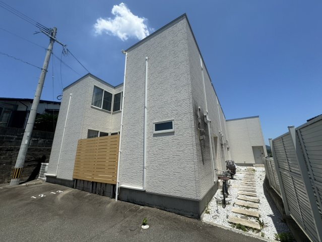 エクリュ光岡　Ｂ 2階建