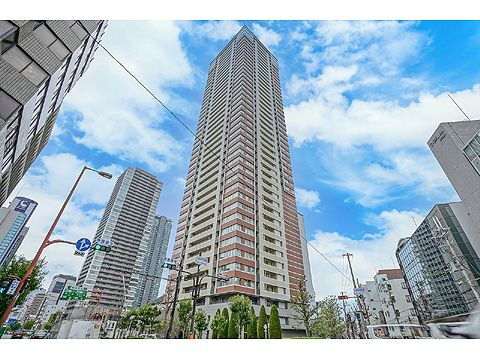 ローレルタワーサンクタス梅田 44階建