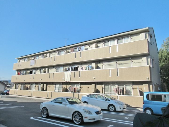 ウエスト　フィールド　Ｂ棟 3階建