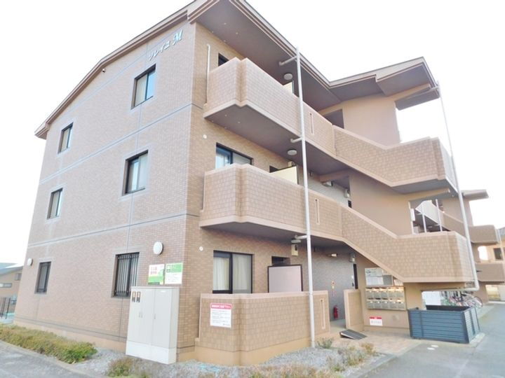ソレイユＭ 3階建