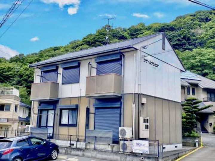 カサ・ルナジェナ 2階建