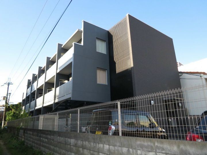 大阪府高槻市明田町 賃貸マンション