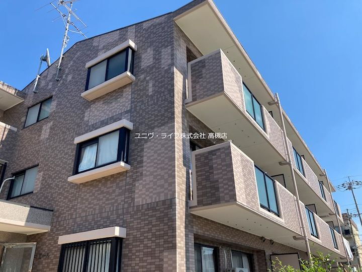 大阪府高槻市城南町２丁目 築25年10ヶ月 3階建