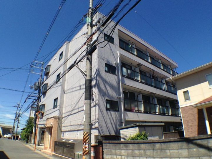 エクセル田辺 4階建